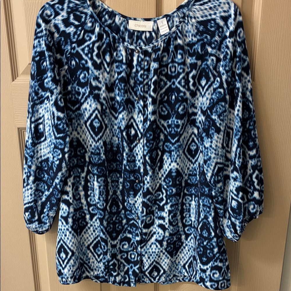 Chico's Blue and White Printed Women’s Top